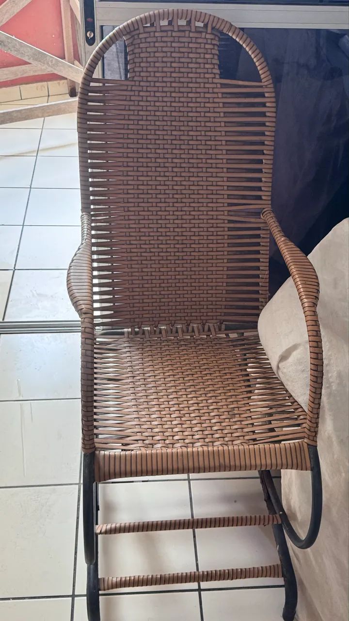 VENDO CADEIRA DE BALANÇO 