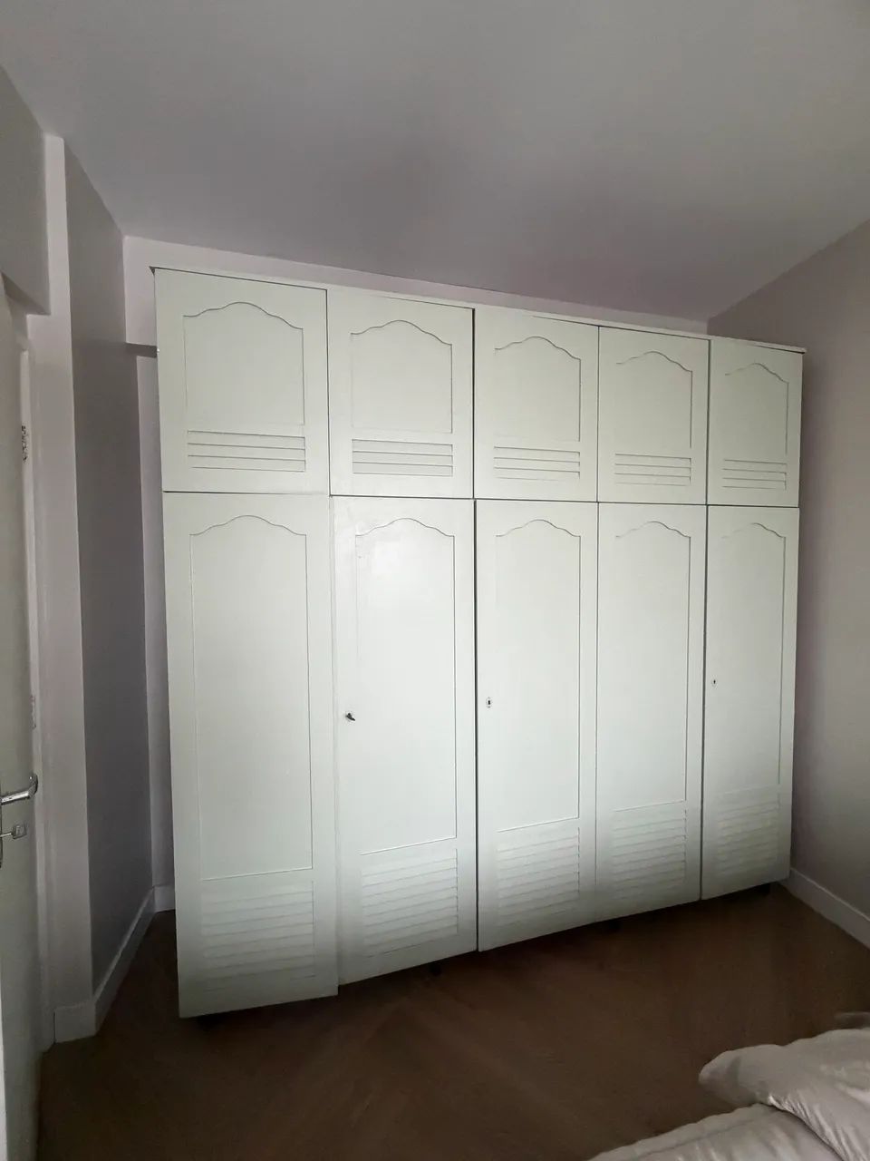 2 Guarda roupa rústico 