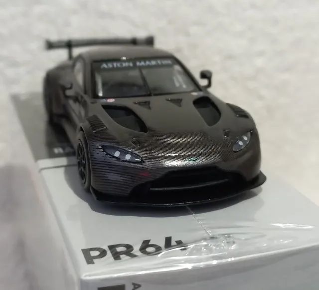 Aston Martim GT3 - #178 - Pop Race - Foto 4