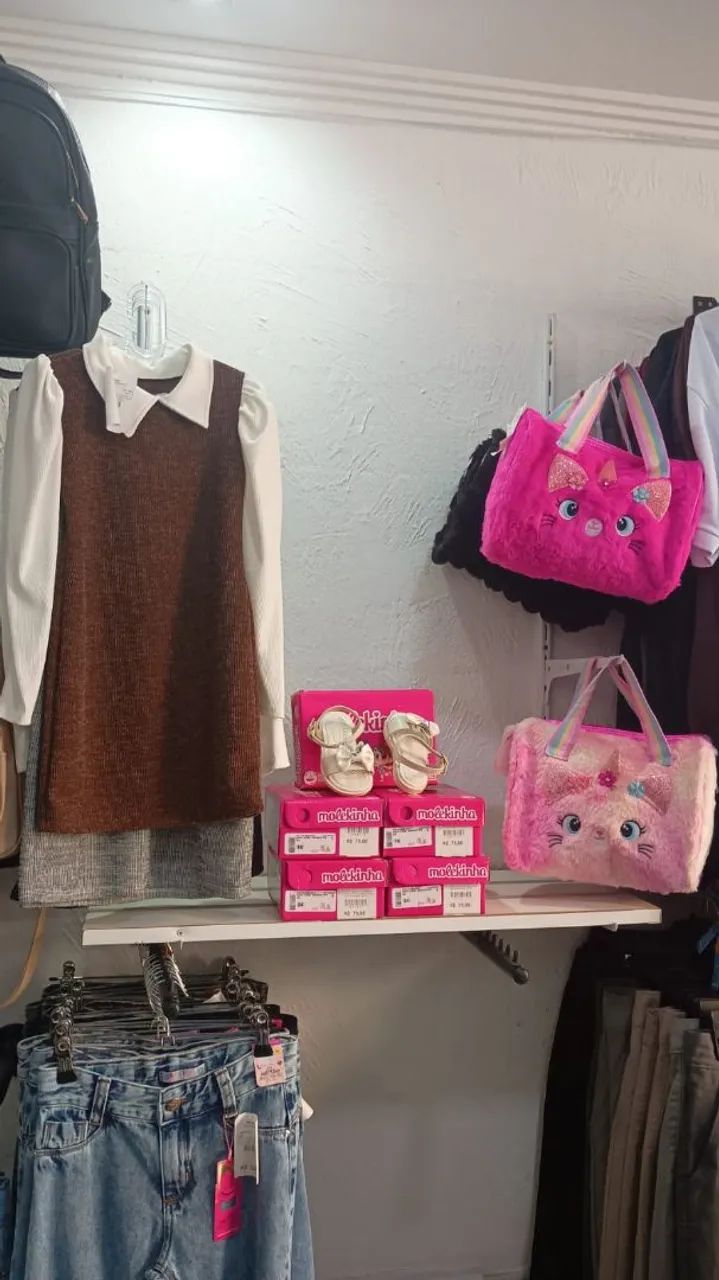Lote de roupas