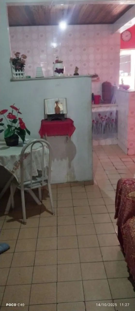 Vendo uma casa em ótima localização  - Foto 3