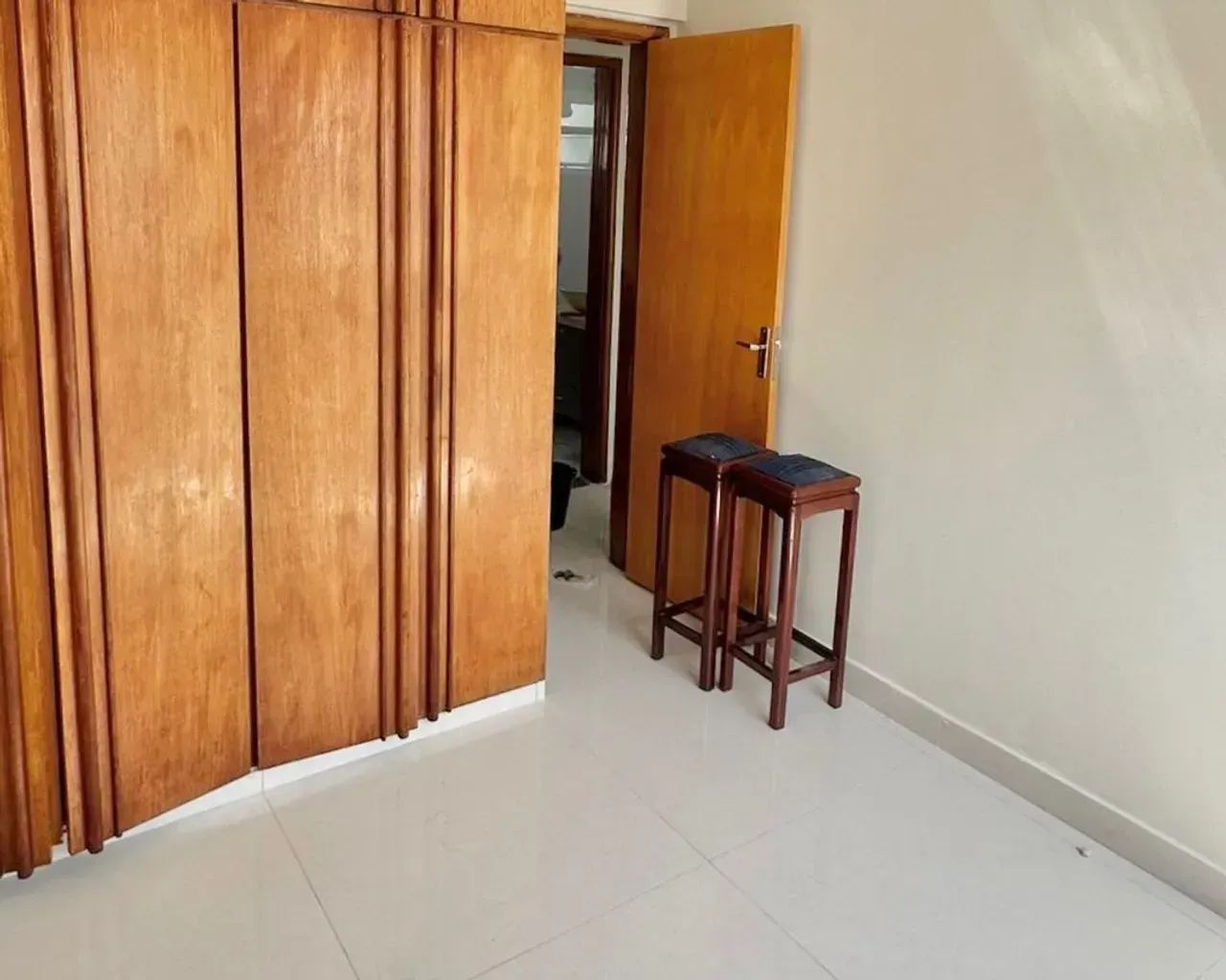 Apartamento, com 87 m2, sendo 3 quartos com 1 suíte, cozinha separada da sala e 2 vagas de - Foto 5