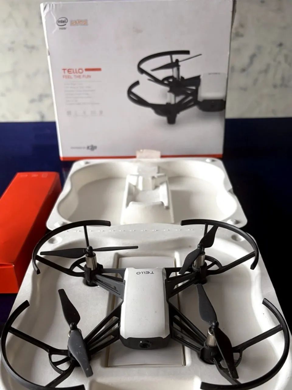 Drone DJI Tello Boost Combo - 3 baterias, hub e caixa - seminovo