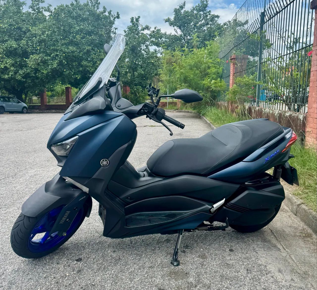 XMAX 250 ano 2023 - Foto 4