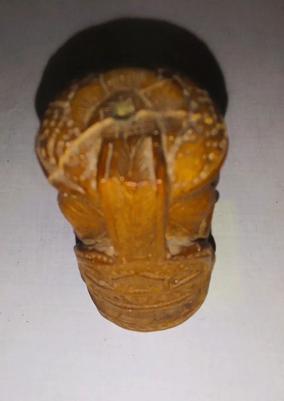 Escultura indiana representando deus Ganesh madeira entalhada á mão de origem indiana - Foto 2