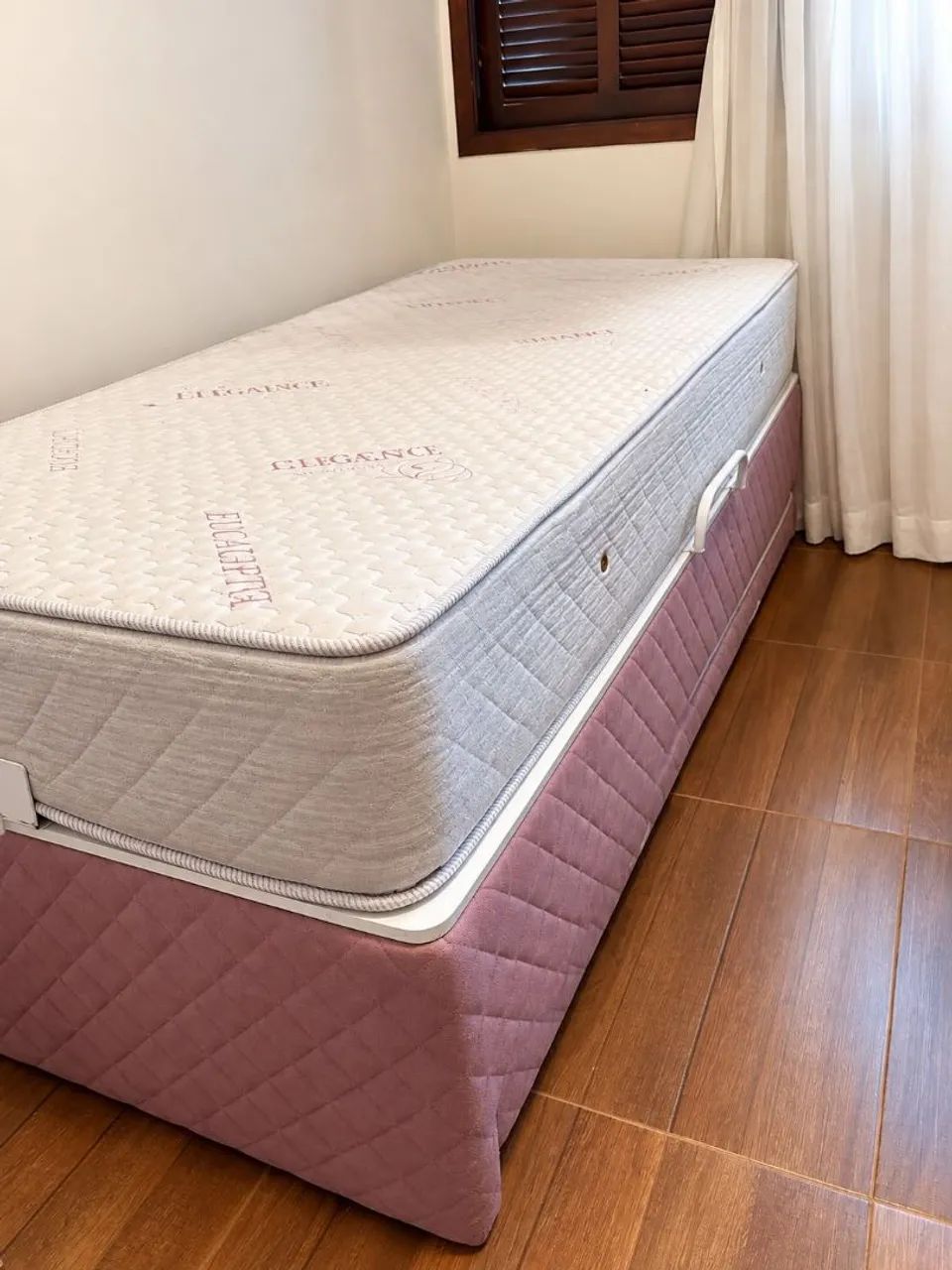 Cama box c/ Bau e cama auxiliar 