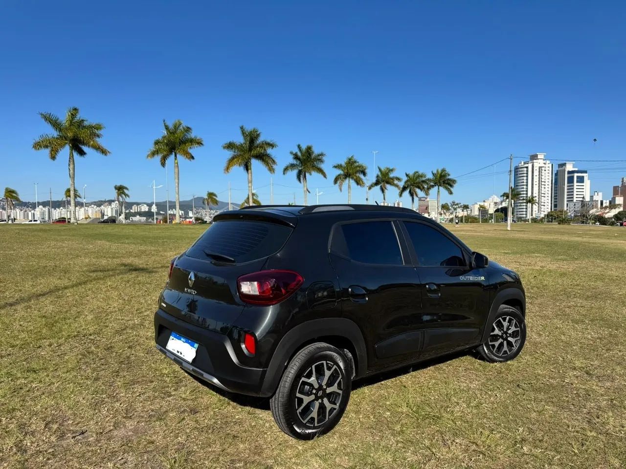 Renault Kwid Outsider 1.0 Flex 12V 5P Mec. 2025 - Foto 5