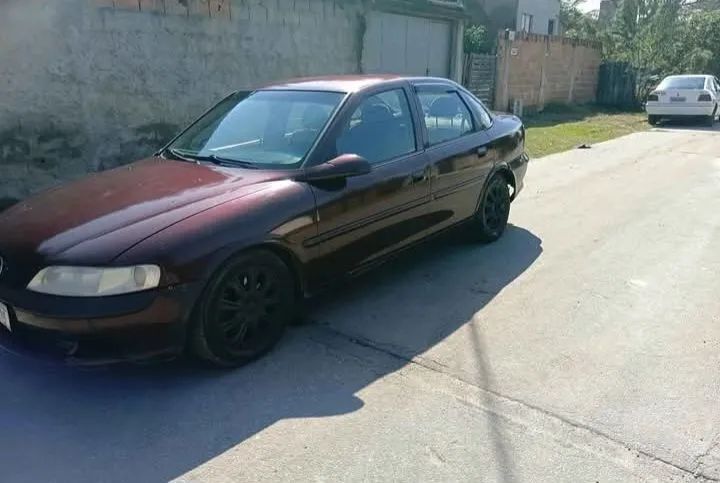 Chevrolet Vectra CD 2.2 16V / 2.0 16V Mec./aut. 1999