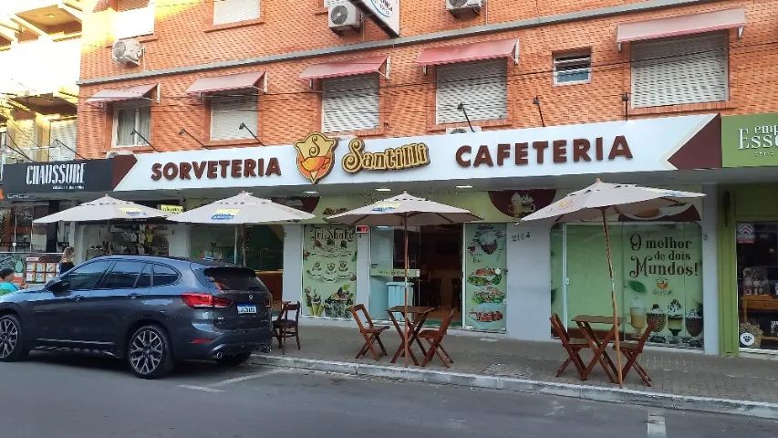 Vendo sorveteria e cafeteria completa 