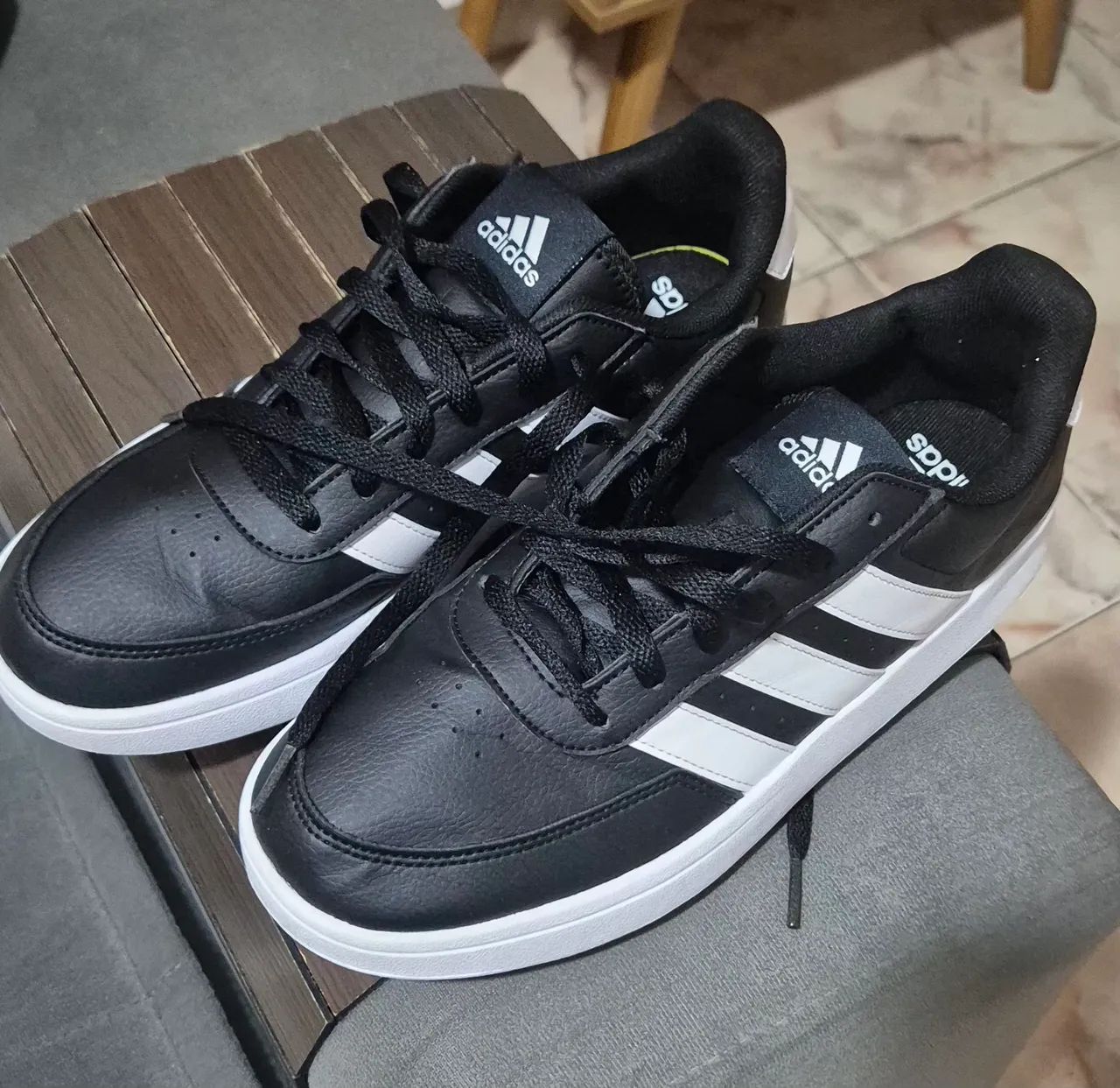 Tênis Adidas  - Foto 4