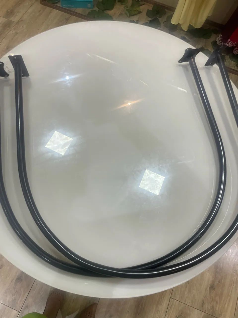Arara para provador de loja de roupa