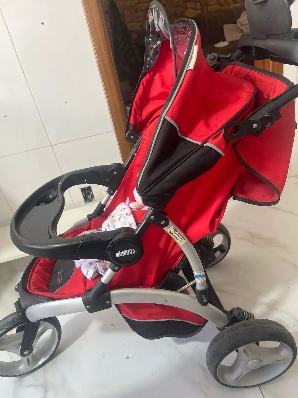 Carrinho de bebê importado  - Foto 5