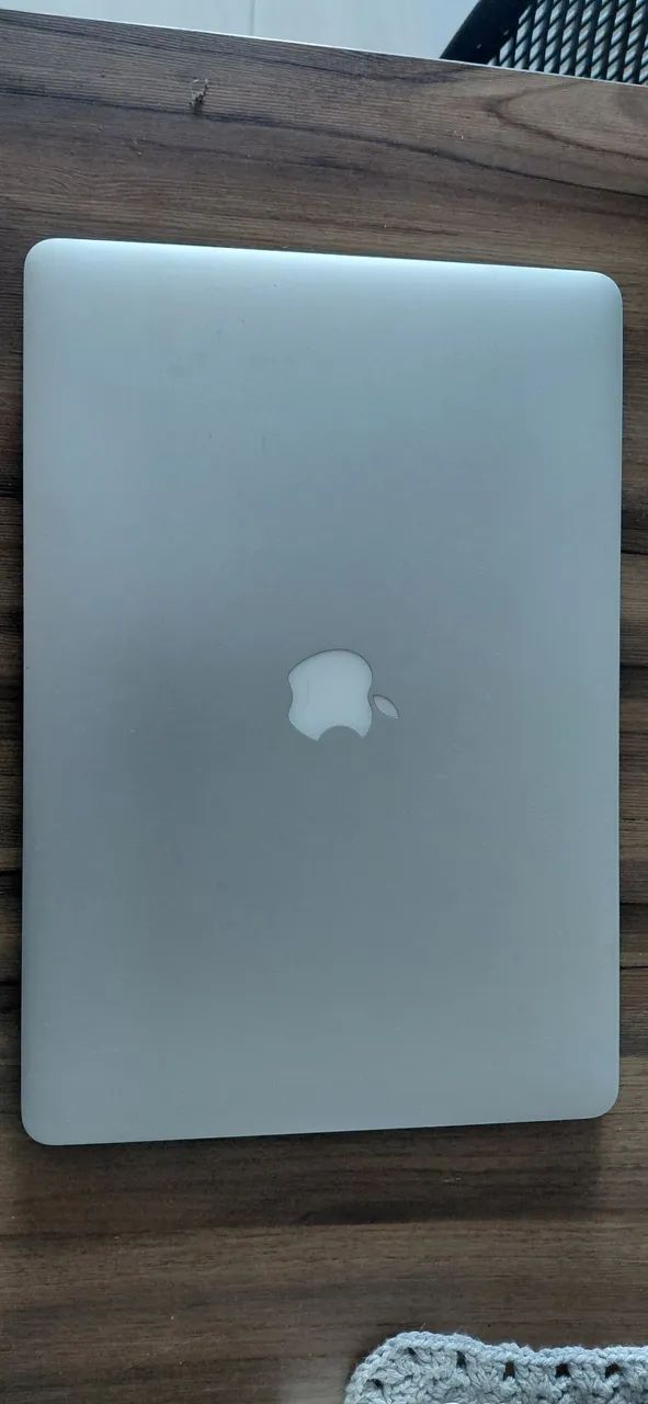 ? MacBook Pro Retina 15" ? Mid 2015<br>Modelo: A1398<br>EMC: 2910