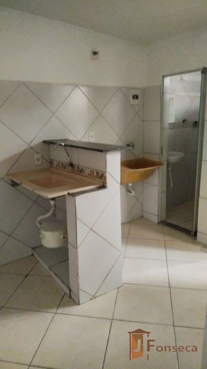 JF 29- Kitnet de 01 quarto no Bairro Vila Oeste - Foto 2