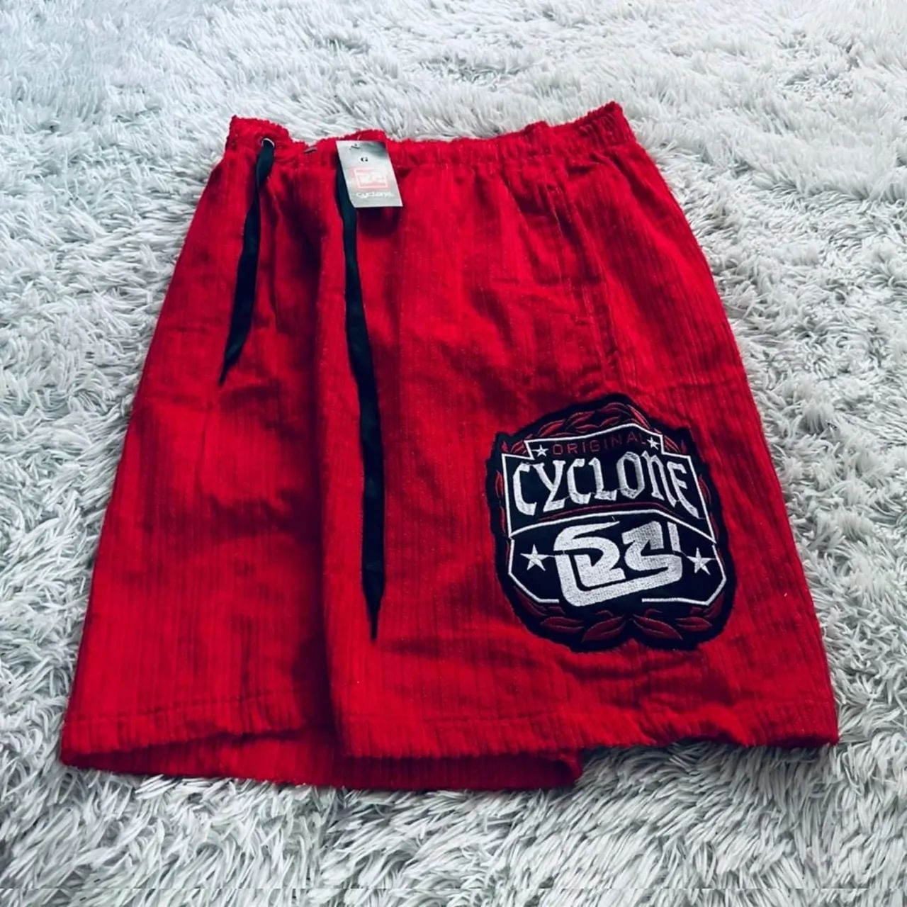 Cyclone Bermuda Veludo Gonuts VERMELHO - Foto 3