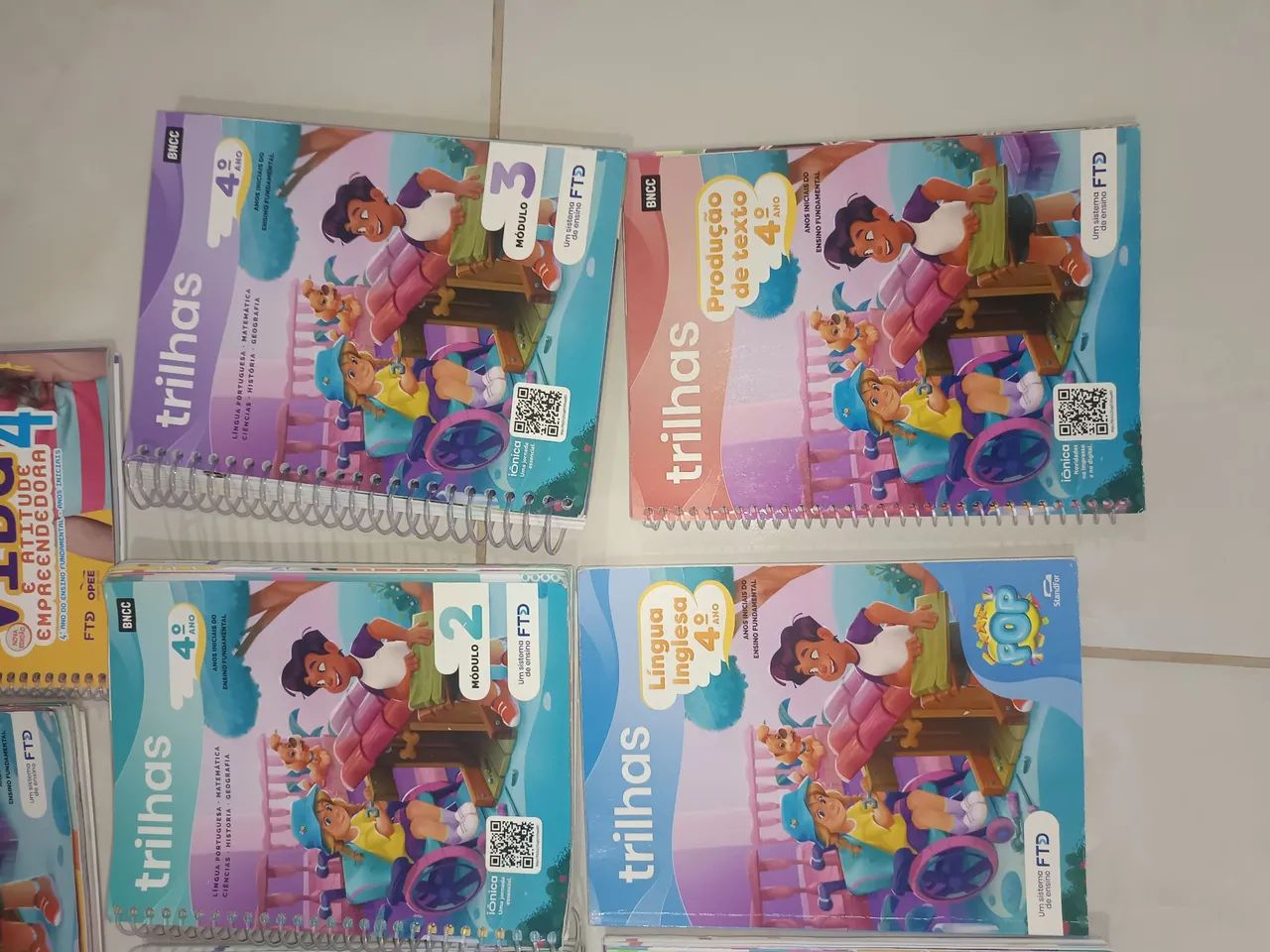 Coleção completa de livros escolares Trilhas 4° ano - editora FTD (semi-novo) - Foto 4