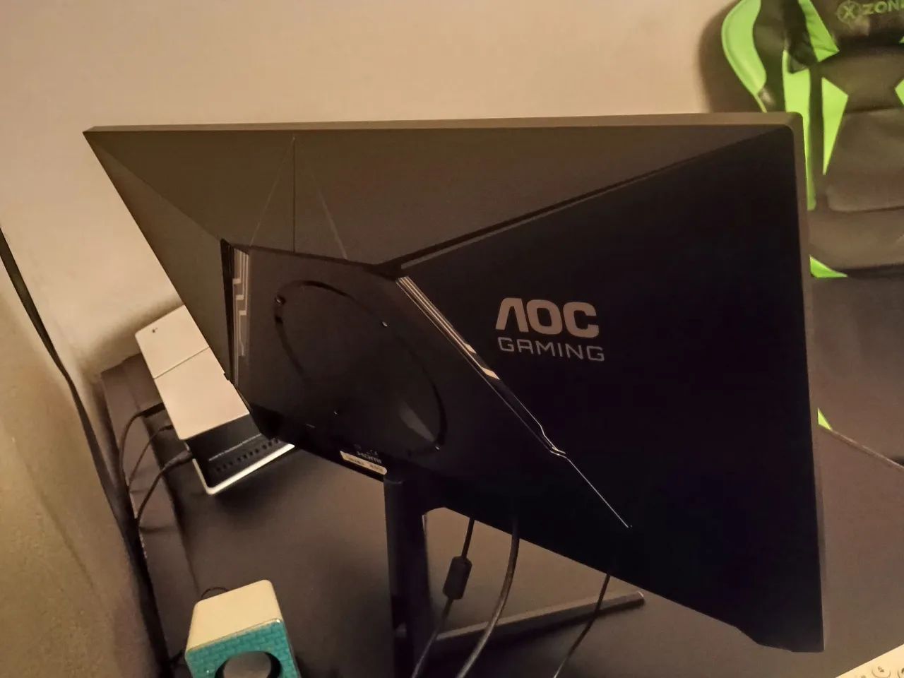 Monitor AOC gaming 24" 180hz - Foto 3