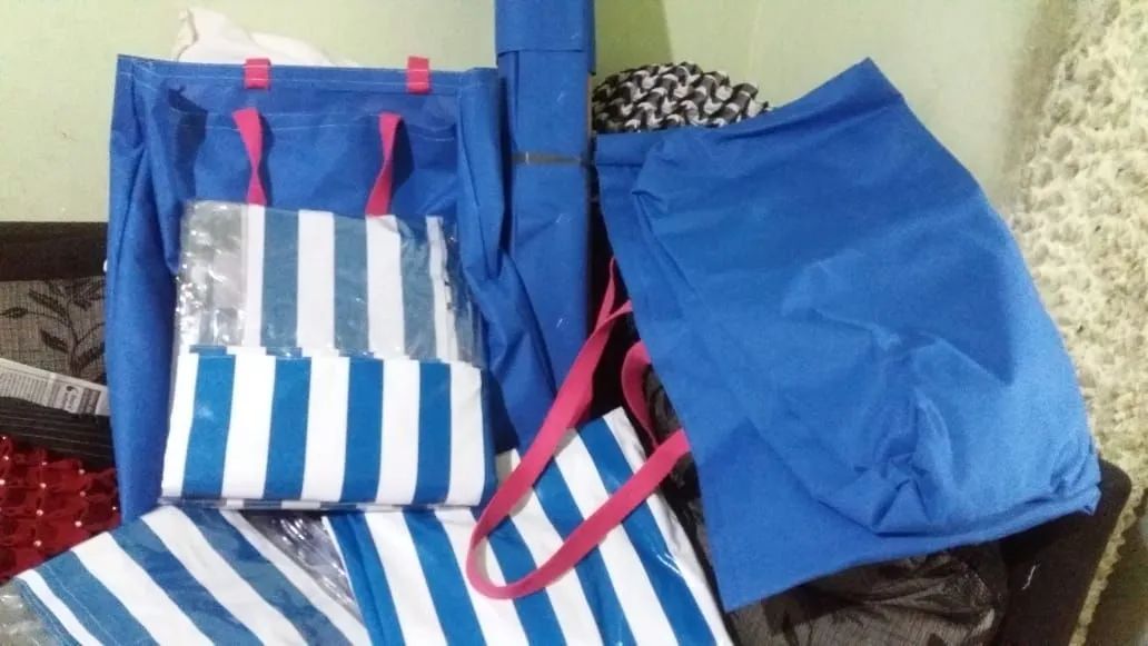 Barraca de feira livre, com acessório para chuva - Foto 4