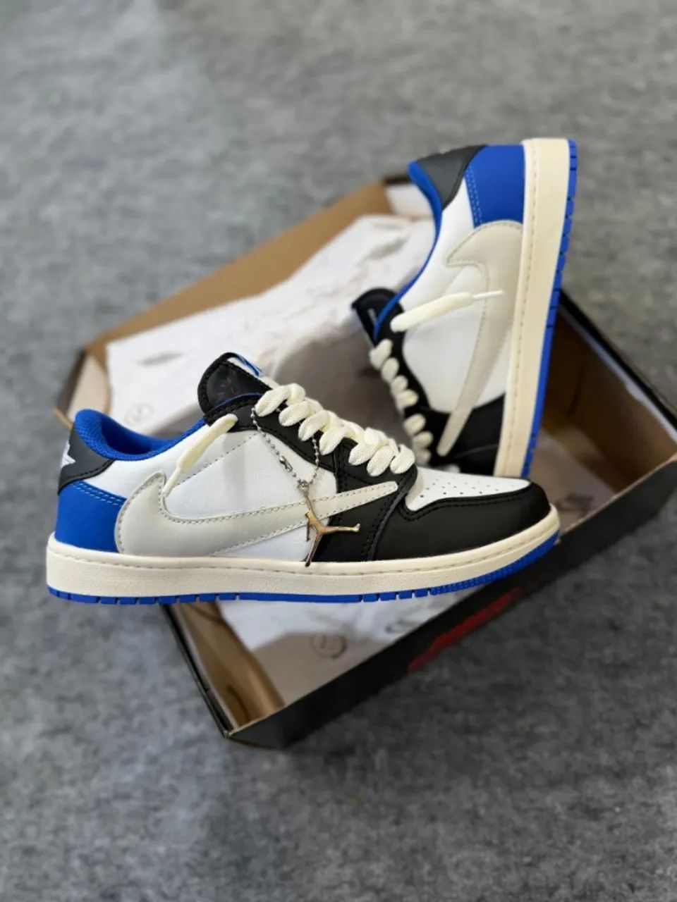 Tenis Nike Travis Cactus Jack Azul fragment - Foto 2