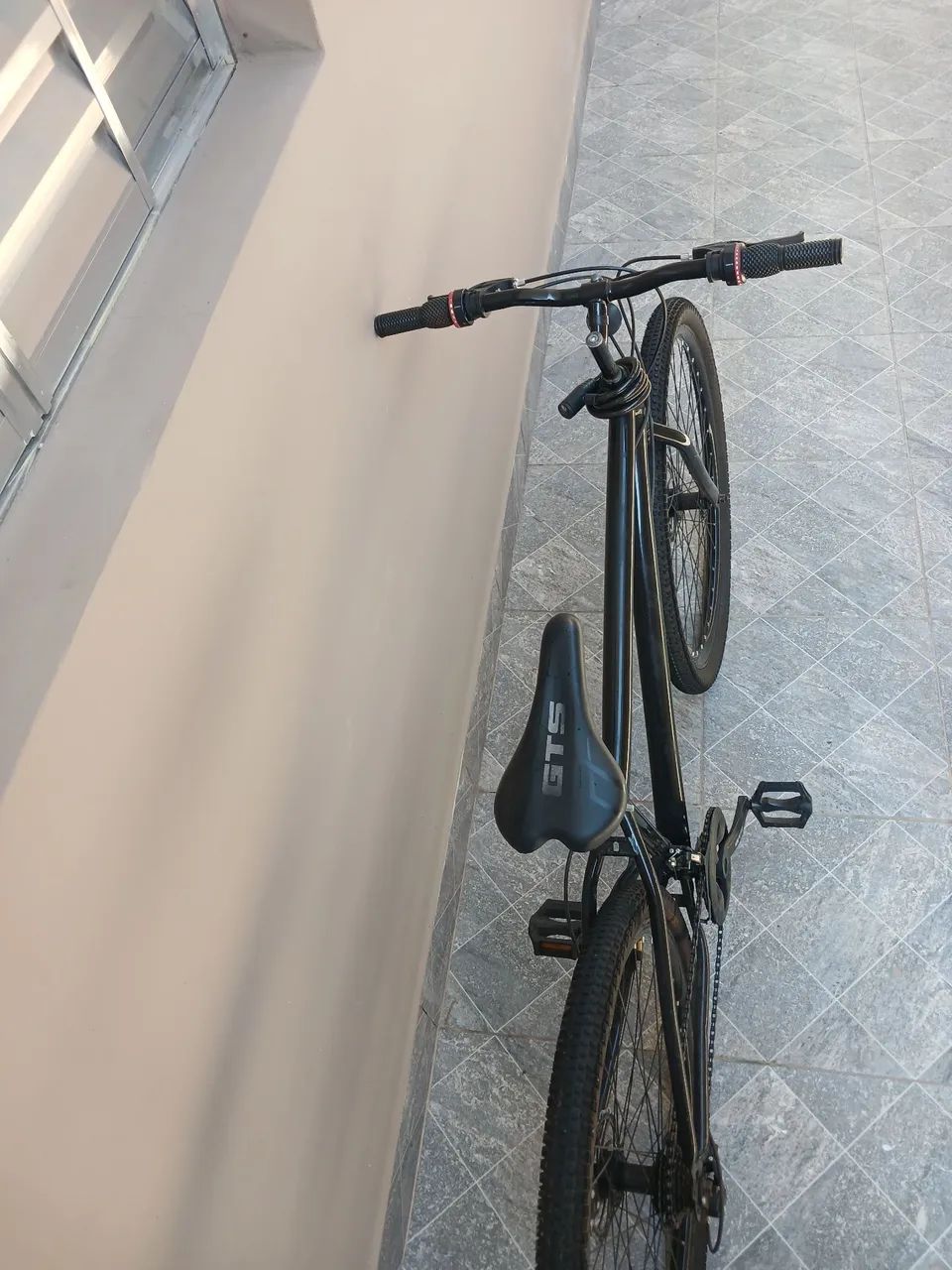 Bicicleta aro 29 preta  - Foto 4