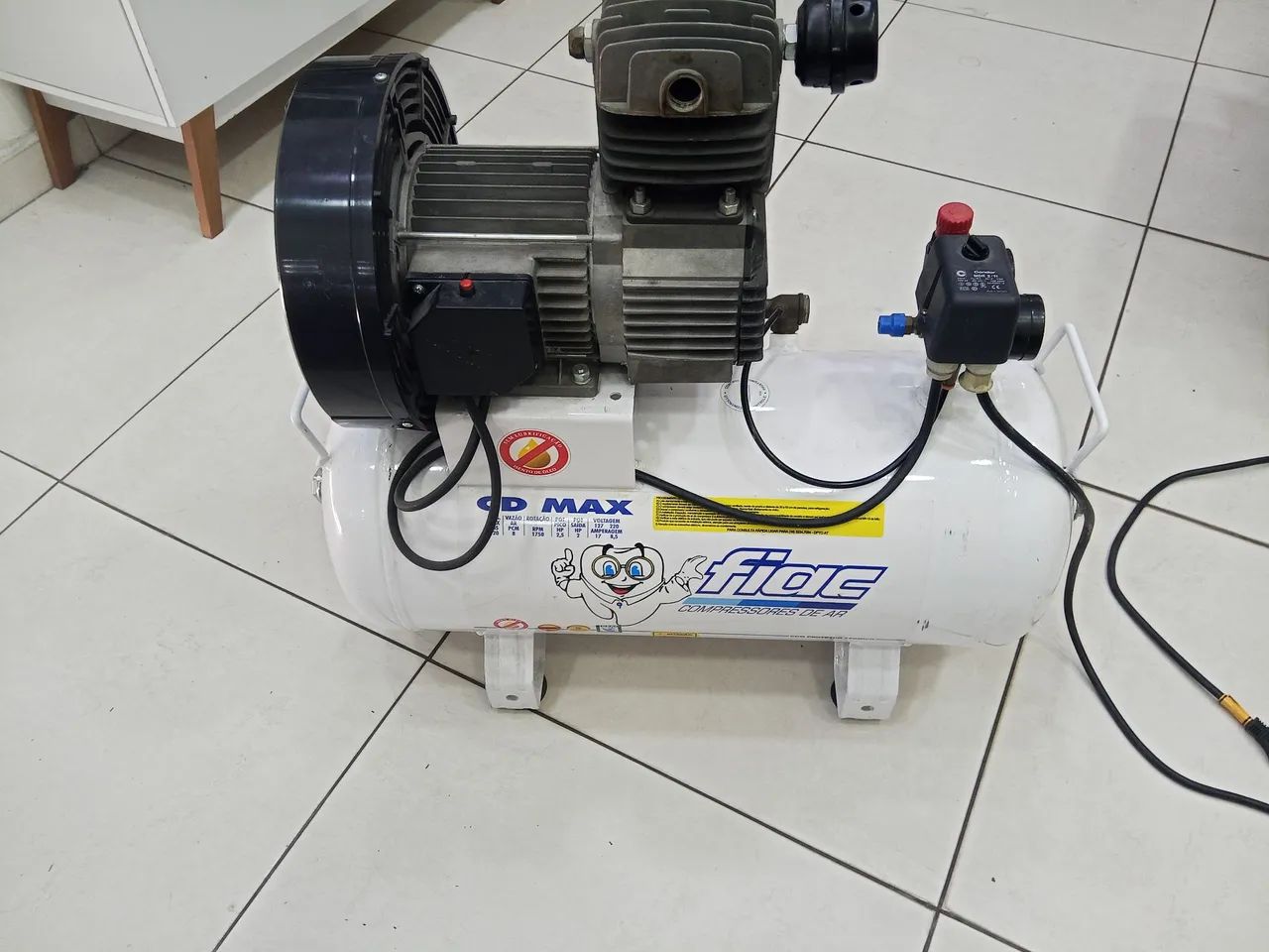 Compressor odontológico  - Foto 2