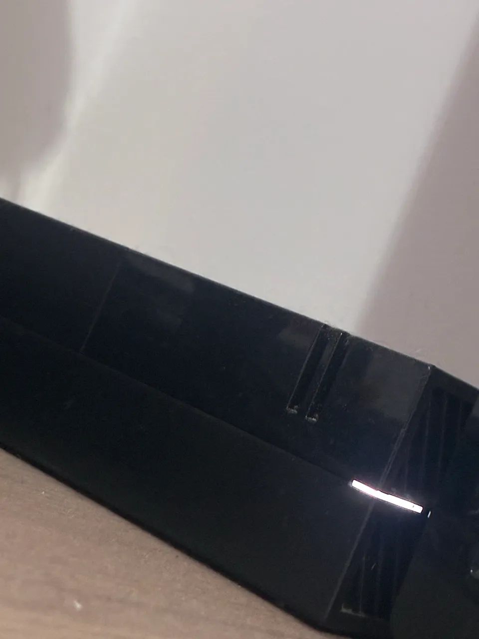 XBOX ONE FAT 500 GB COM CONTROLE E 2 JOGOS: RDR II E GTA V - Foto 2