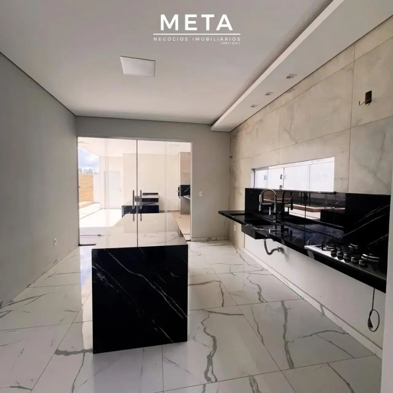 VENDE-SE RESIDÊNCIA DE ALTO PADRÃO NO BAIRRO CAÇARI | SOFISTICAÇÃO, EXCLUSIVIDADE E CONFOR - Foto 3