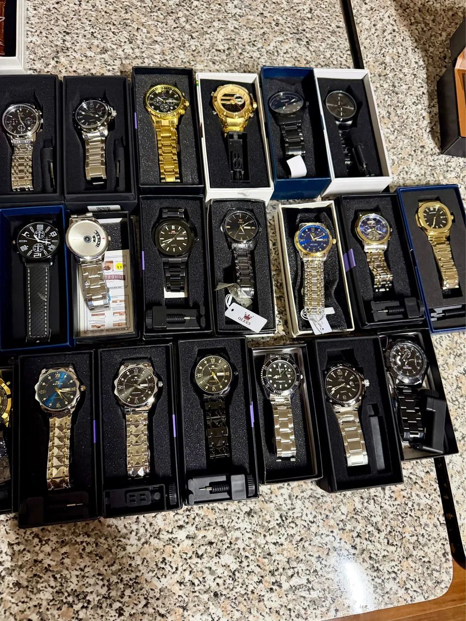 Lote de 200 relógios A PRONTA ENTREGA (NEGOCIÁVEL) - Foto 3