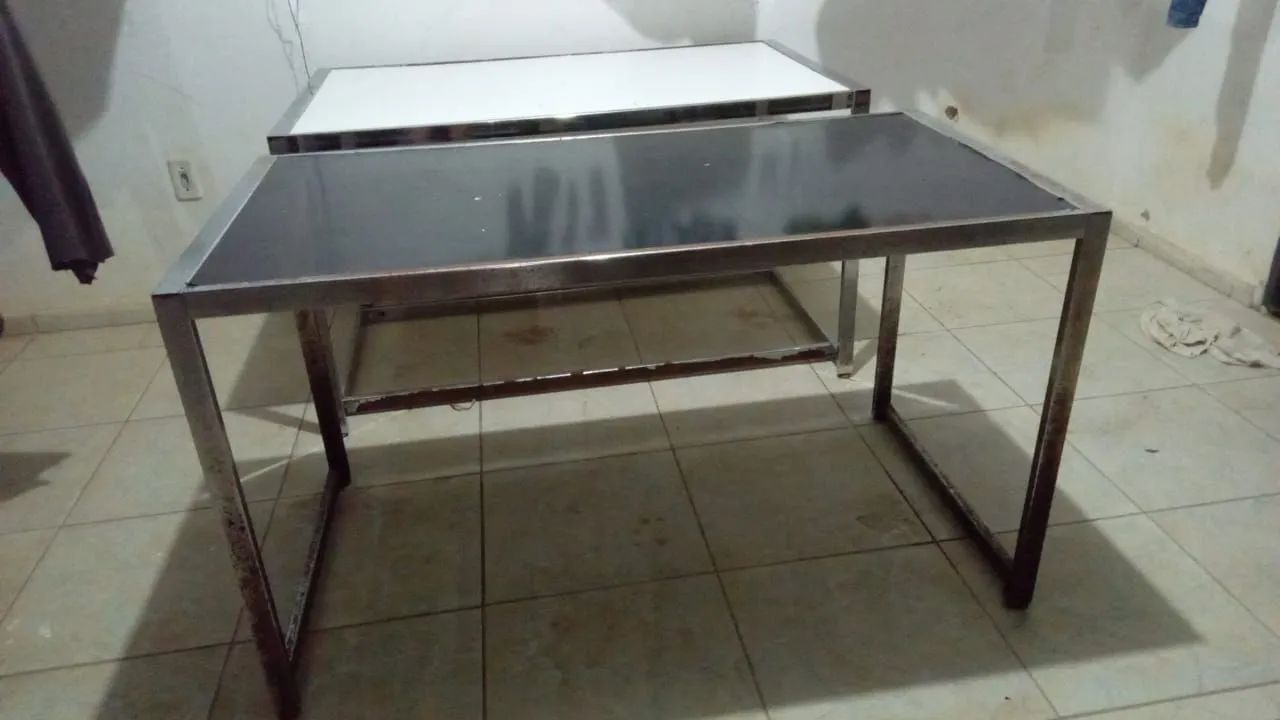 Mesa de jantar 6 lugares vendo separadas 