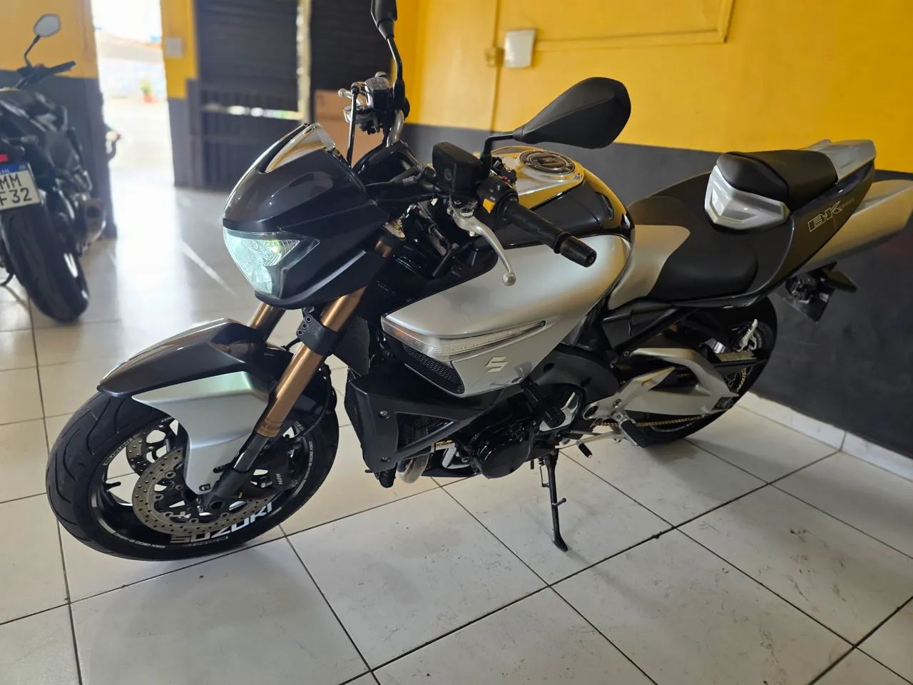 SUZUKI B-KING 1300cc, 2008.EXTRA.( DE GARAGEM). - Foto 3