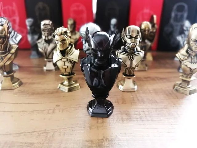 Coleção Bustos Omelete Box (Marvel e DC) - Foto 3