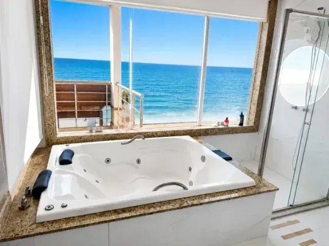 Casa de 3 Quartos (Suíte) com Piscina em Interlagos - Foto 4