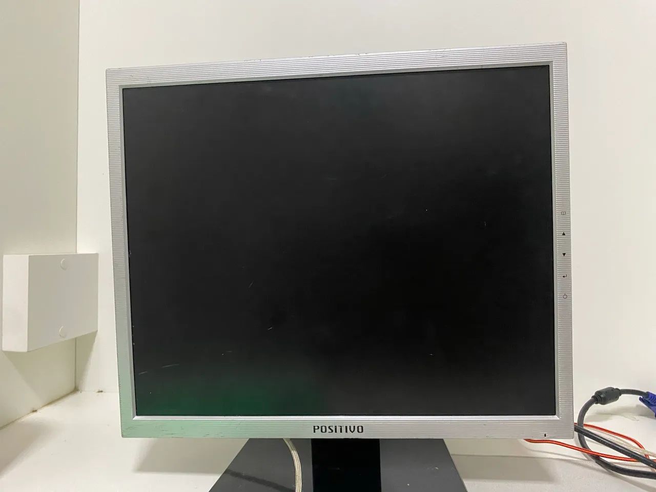 monitor POSITIVO - Foto 2