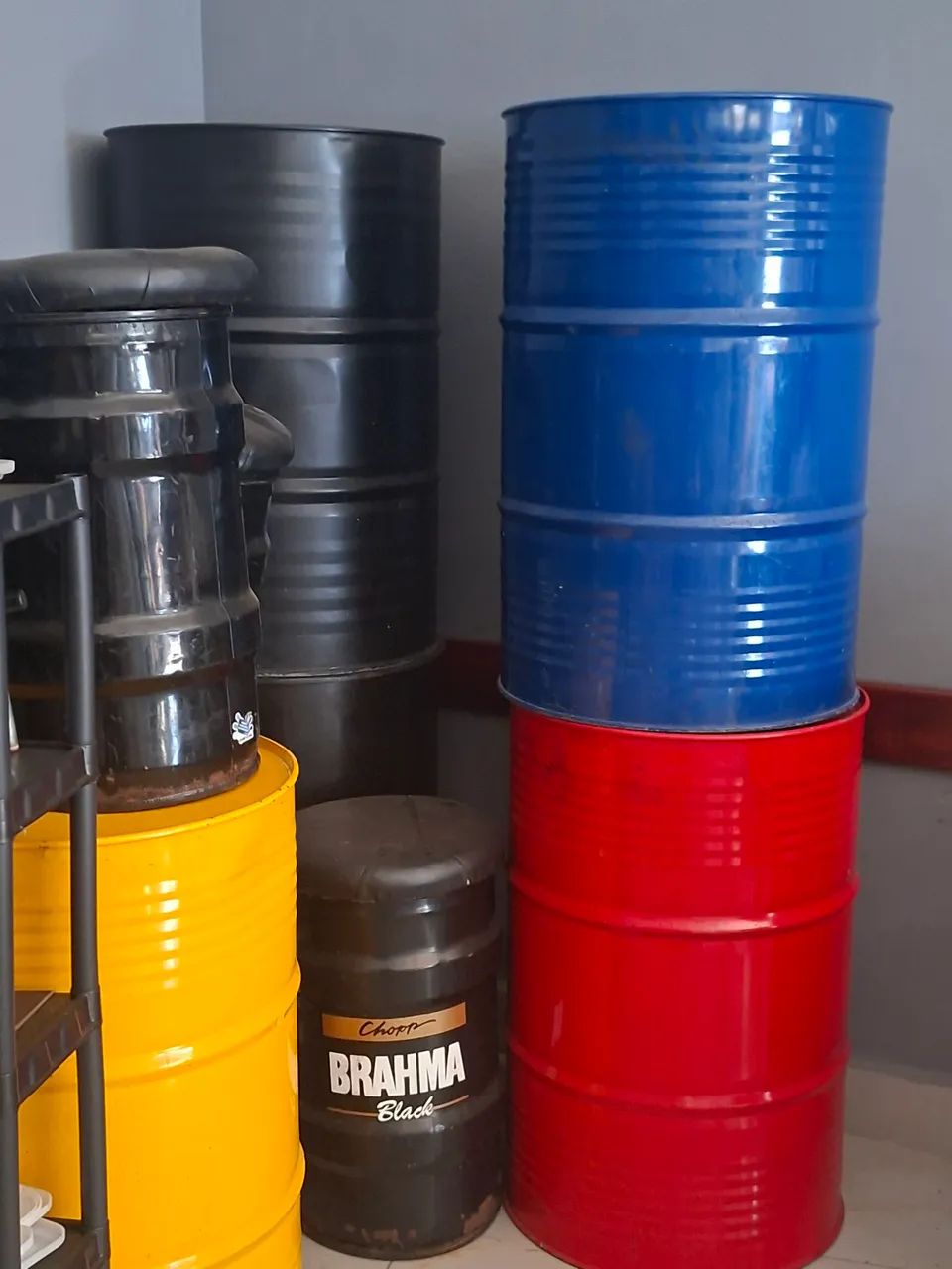 Tambor de 200 litros com pintura eletrostática 