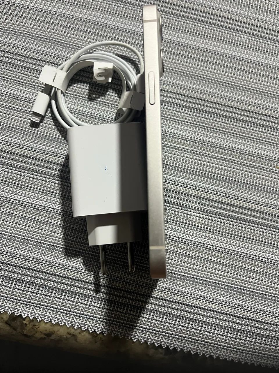 iPhone 13  128g sem marca de uso bateria nova - Foto 3