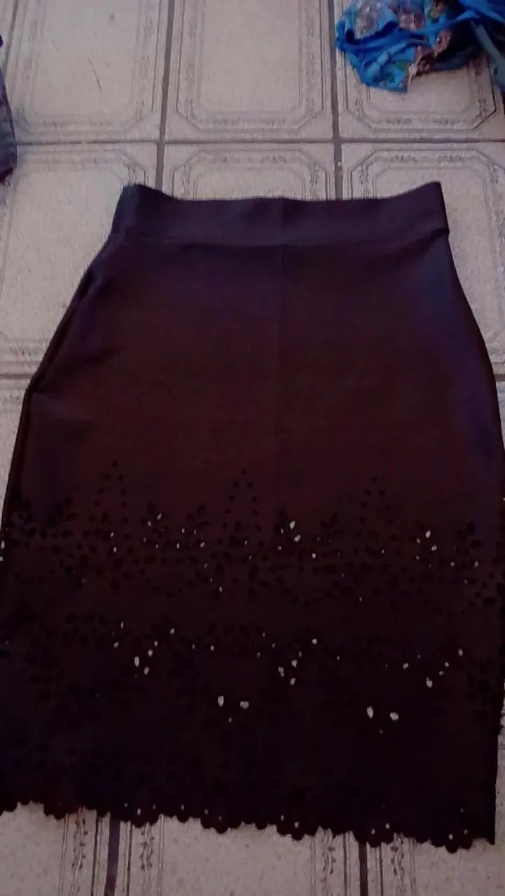 Roupas variadas, vestido, saia, blusa e legue - Foto 5