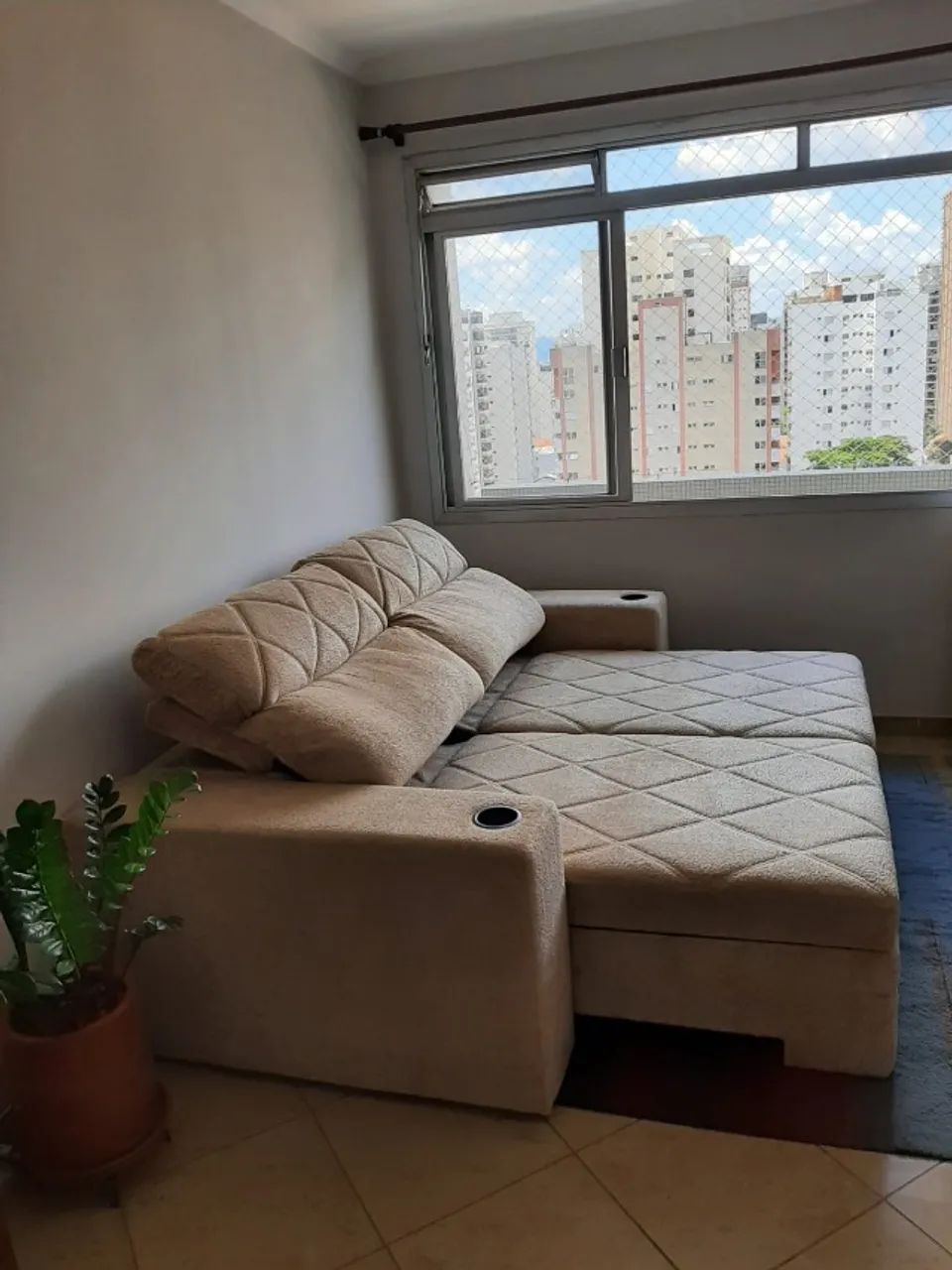 Sofá reclinável com chaise e baú Plenitude Design - Foto 2