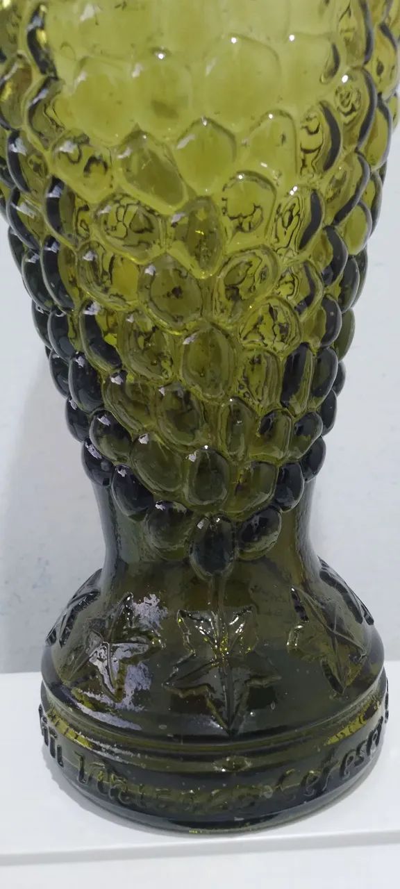 Garrafa Cacho de Uva, relíquia. - Foto 2