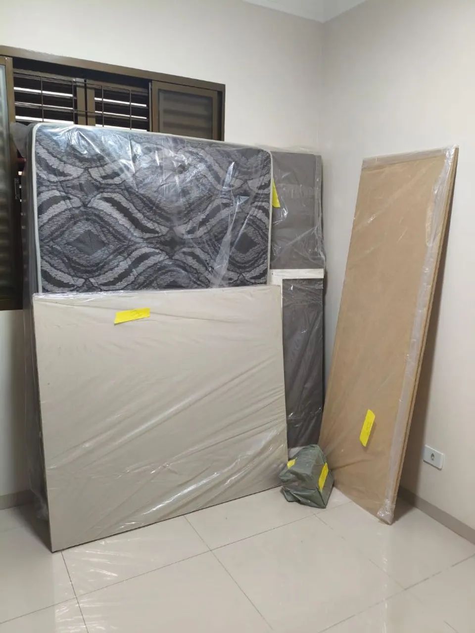 Cama de casal com colchão  - Foto 2
