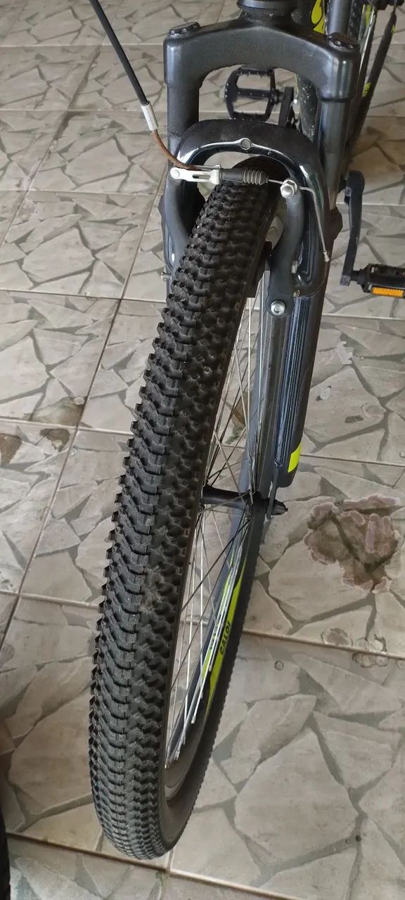 Bicicleta aro 26 com marcha. - Foto 5