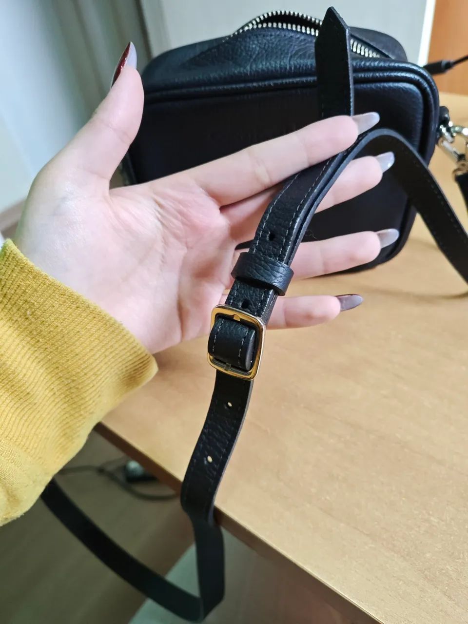 Bolsa Calvin Klein preta - Foto 4