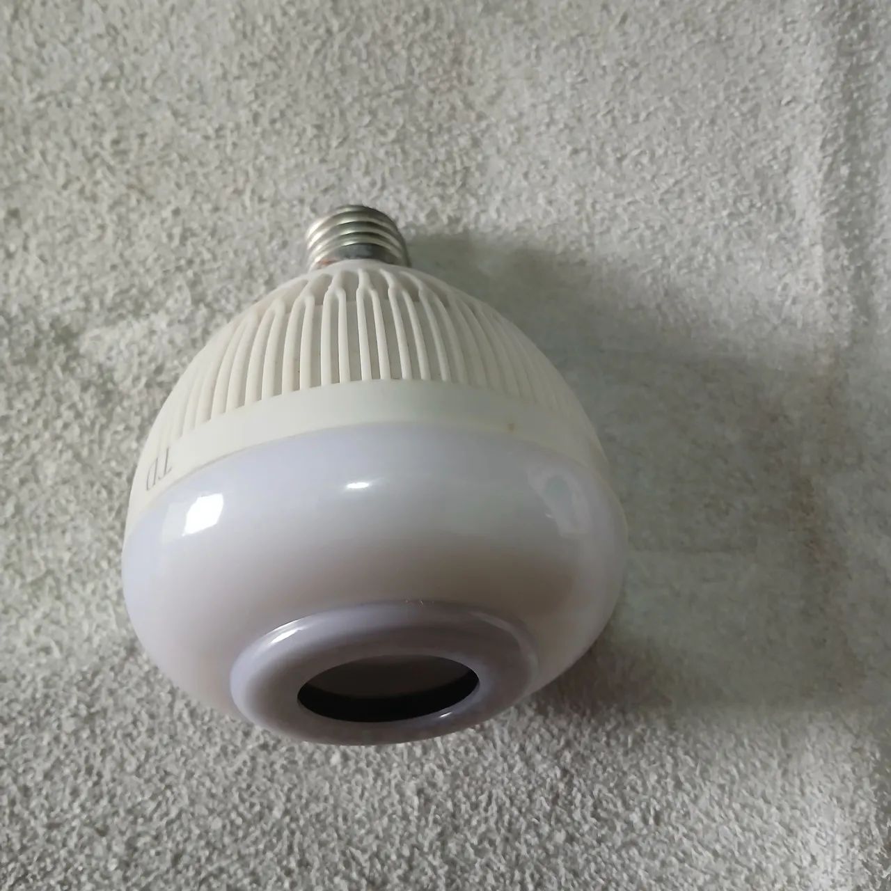 Lampada led com cauzaxde som bivolt 