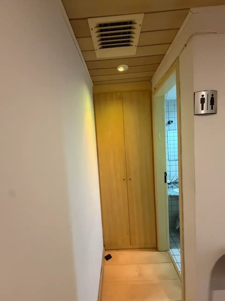 Sala Comercial 35 m2 Ed. Kronos nas Graças - Foto 3