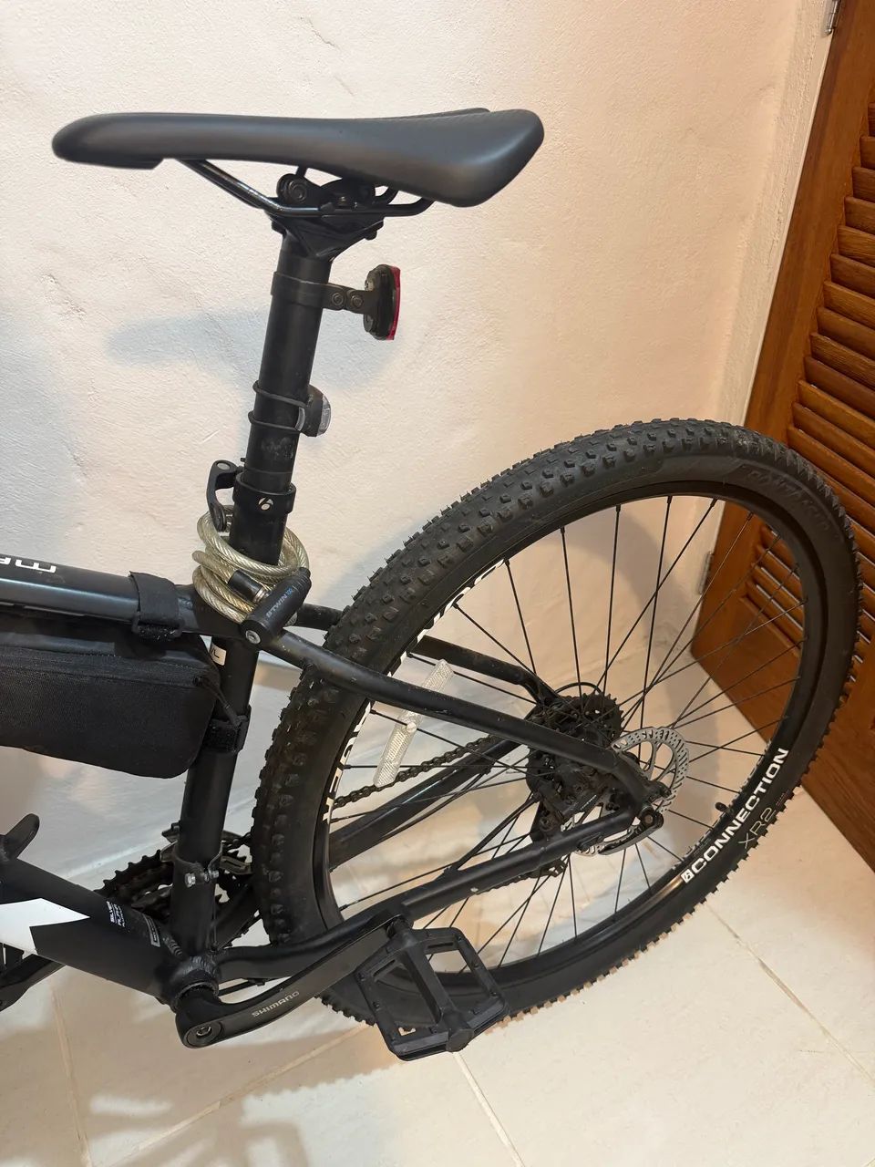 Bicicleta Trek Marlin 5 - Aro 29 - Tam 18.5 - Foto 5