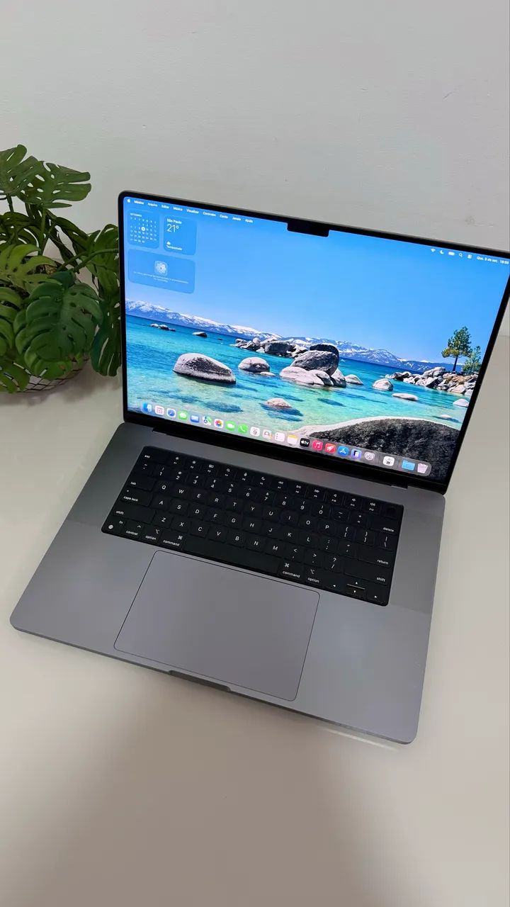 MacBook Pro M1 (2021) 16