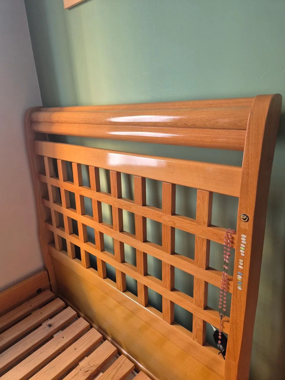 Cama solteiro de madeira com auxiliar - Foto 3