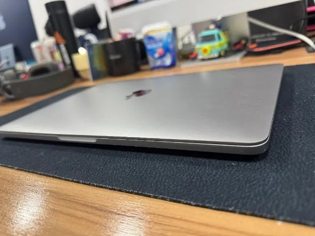 Macbook Pro 2020, 13.3'', Chip M1, 8gb, Ssd-256gb - Touchbar Cinza