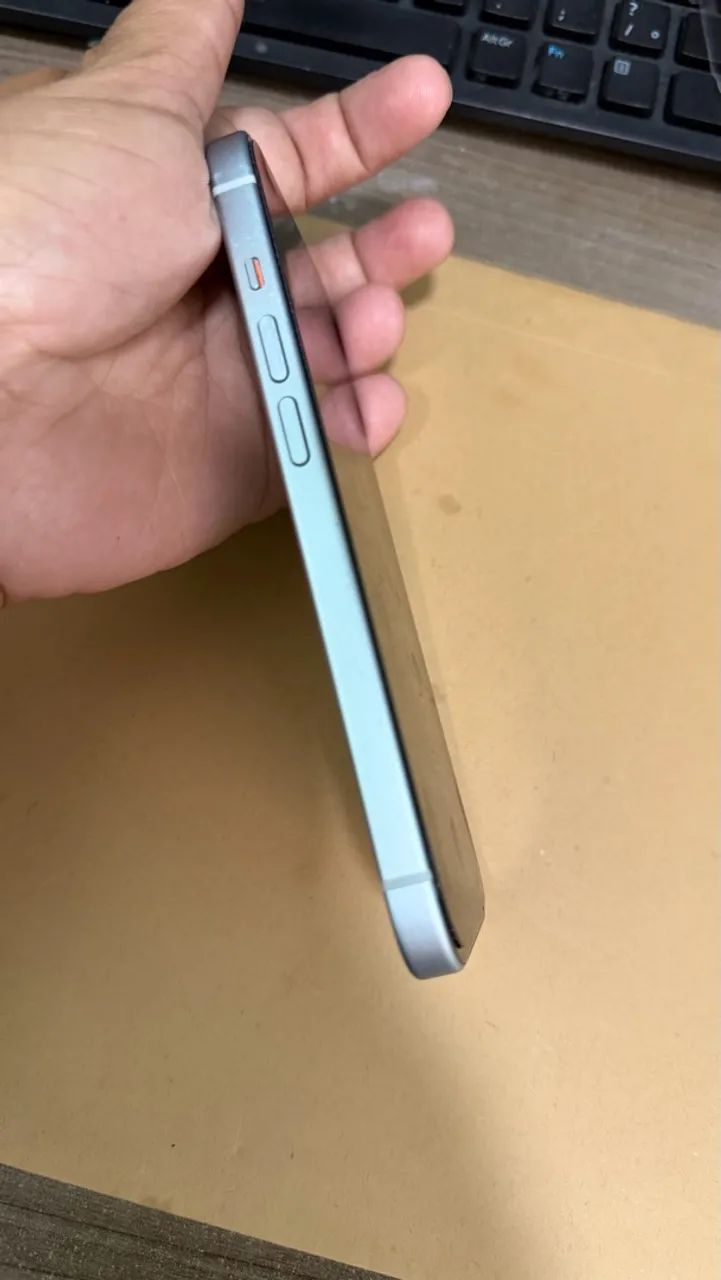 iPhone 15  - Foto 3