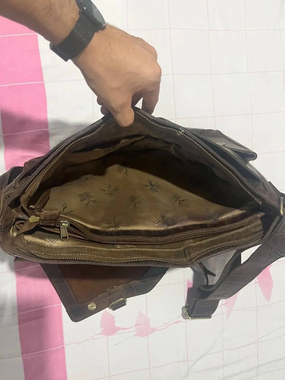 Bolsa Carteiro em Couro de Búfalo  - Foto 3