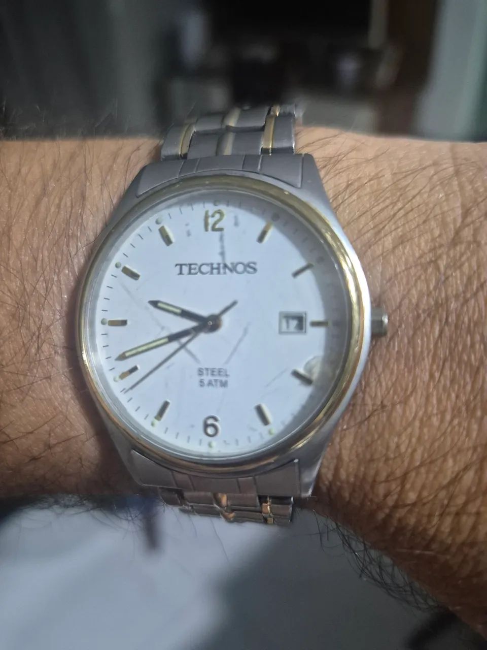 Relógio TECHNOS  STEEL  5ATM  À QUARTZ   -   FUNCIONANDO PERFEITAMENTE